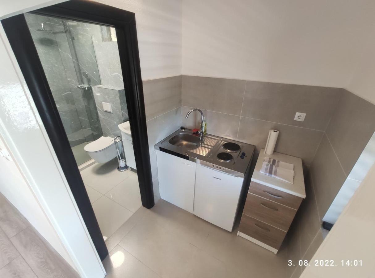 Aqua Apartments โอมิช ภายนอก รูปภาพ